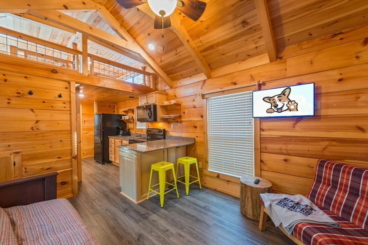 Great Escapes Rv Resort Bryan College Station Exterior photo