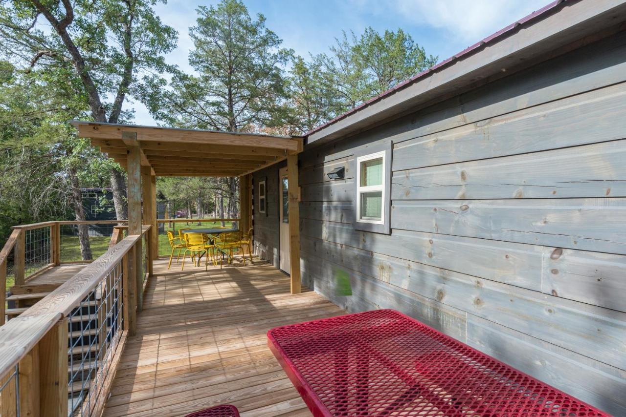 Great Escapes Rv Resort Bryan College Station Exterior photo